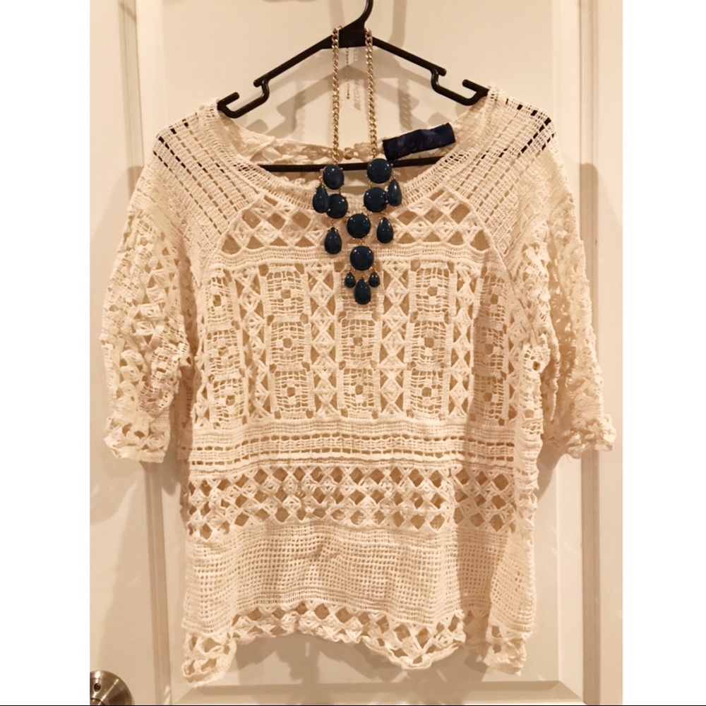 Francesca’s Cream Crotchet Top